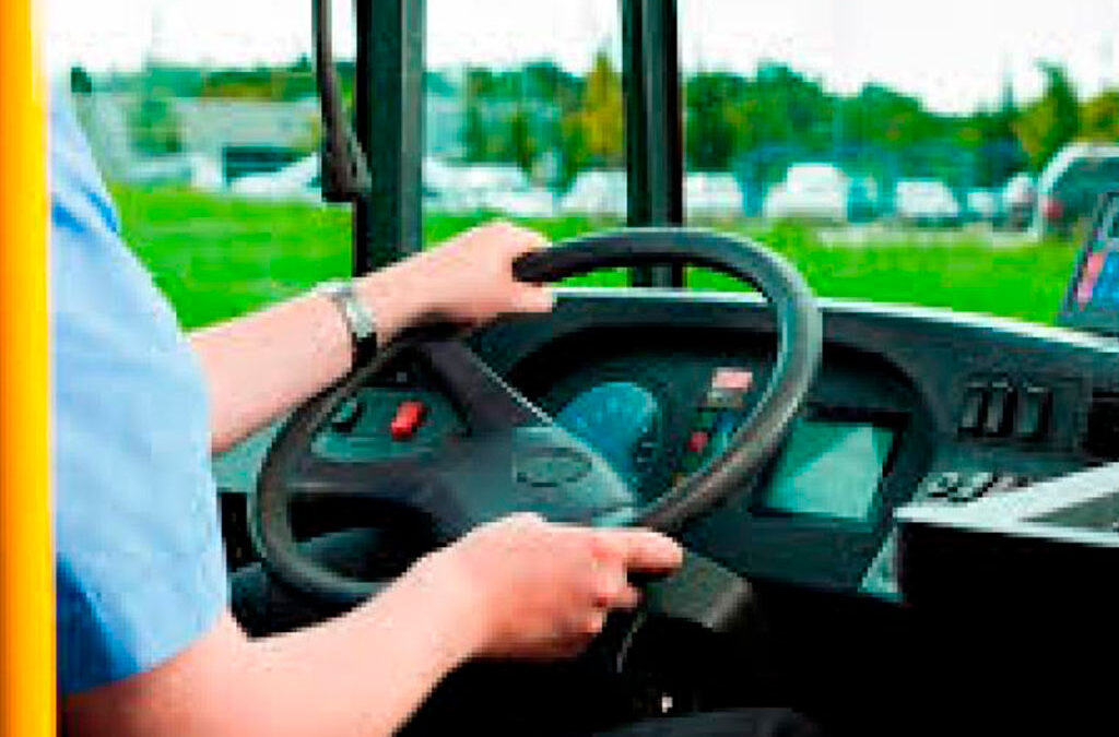 La UTA apunta contra Milei y gobernadores por los subsidios al transporte del interior