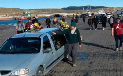 Santa Cruz: último adiós para el estibador que murió tras ser aplastado por una tapa metálica