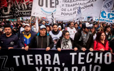 “Paz, pan, tierra, techo y trabajo”: la CGT y los movimientos sociales anunciarán una nueva marcha contra el Gobierno