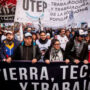 “Paz, pan, tierra, techo y trabajo”: la CGT y los movimientos sociales anunciarán una nueva marcha contra el Gobierno