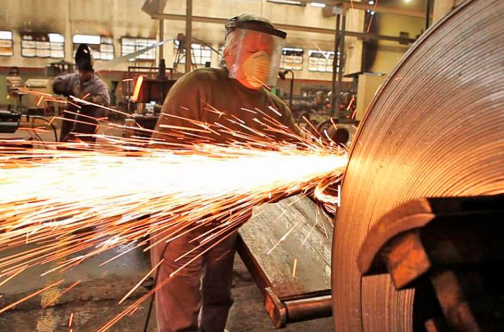 La UOM cerró un aumento salarial de julio a octubre del 12,54% para los metalúrgicos
