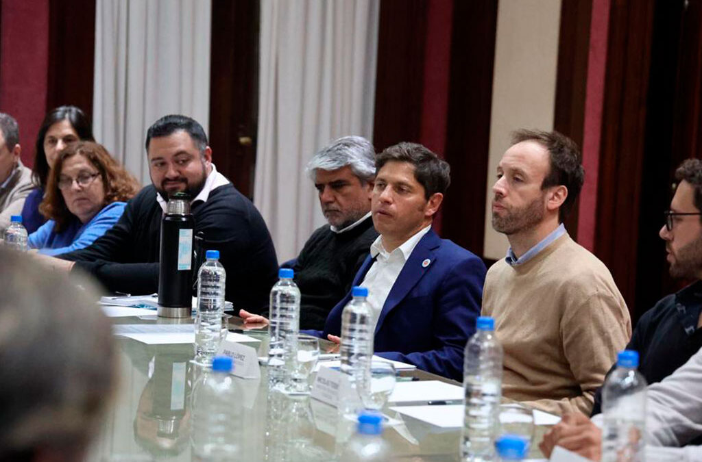 El gobierno de Kicillof reabrió las paritarias pero no hizo ofertas: cómo sigue la negociación