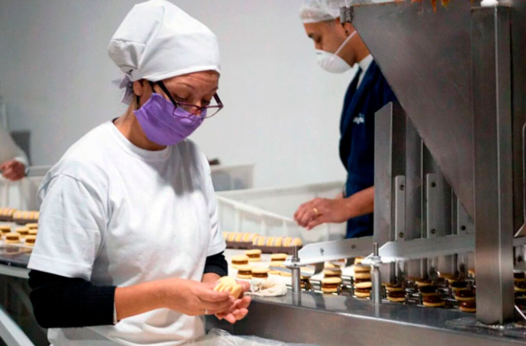 El Sindicato Pasteleros acordó un aumento de salario bimestral para la rama alfajoreros