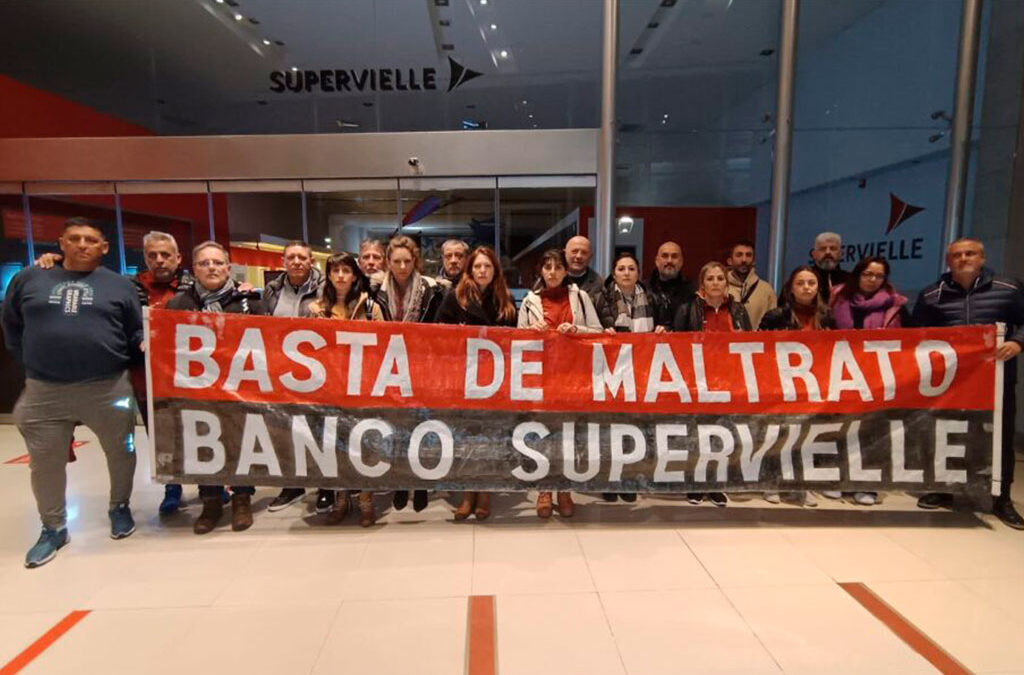 El gremio bancario denunció al Supervielle en Trabajo: «Te ponen un escribano, te encierran en una pieza y en caso de que no firmes te despiden»