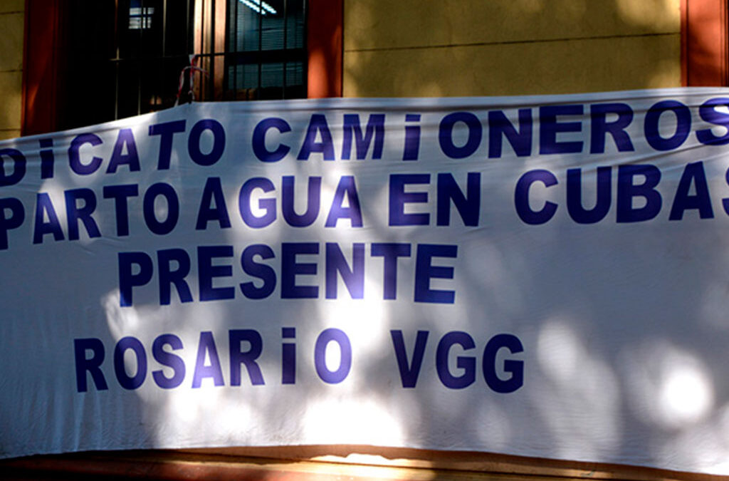 El Sindicato de Camioneros reclamó frente a Aguas Santafesinas por el despido de dos trabajadores