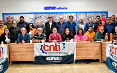 Dirigentes agrupados en la CNTI acordaron políticas para enfrentar la crisis industrial