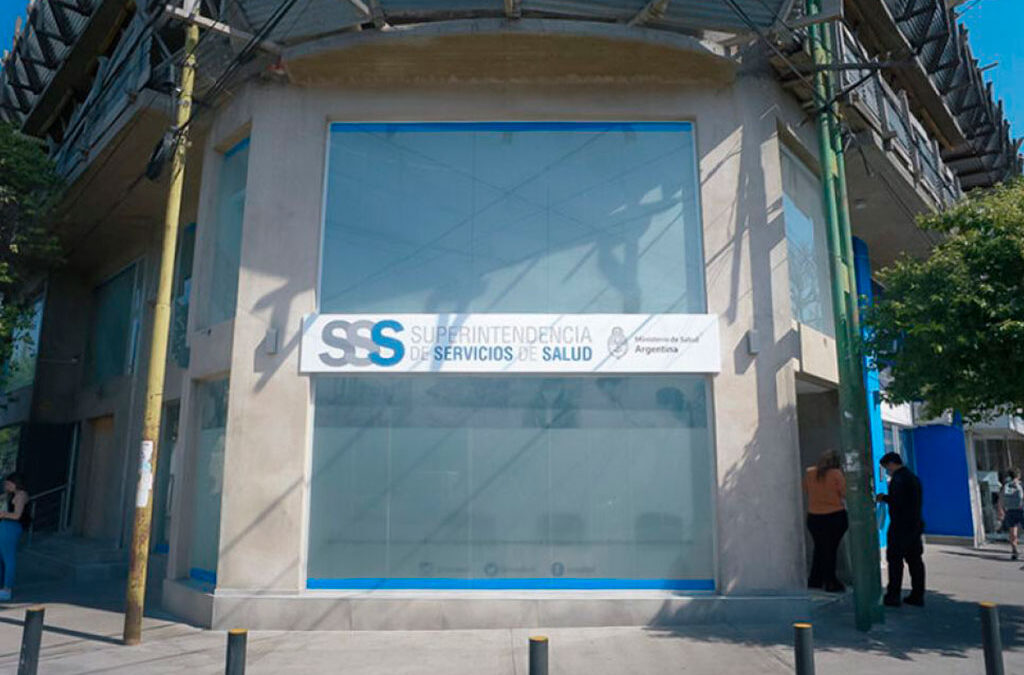 El Gobierno busca eliminar o modificar un DNU que salvaguarda a las obras sociales en crisis