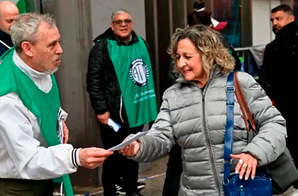 ATE marchó contra el Gobierno y pidió un nuevo paro general de las tres centrales