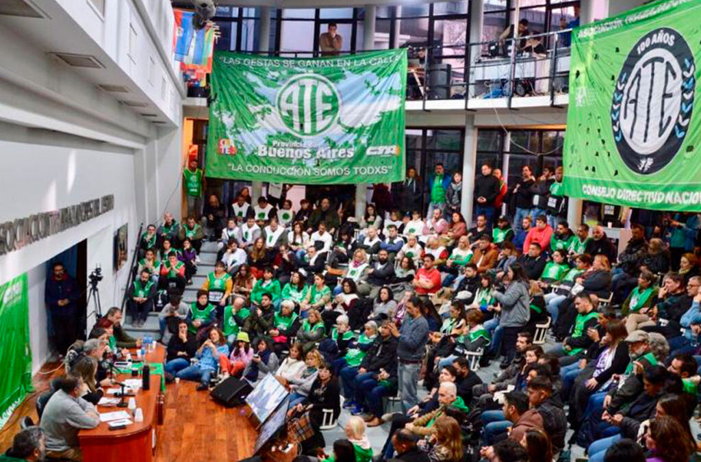 ATE exige paritarias urgentes y denuncia pérdida del 27% en el poder adquisitivo de los estatales
