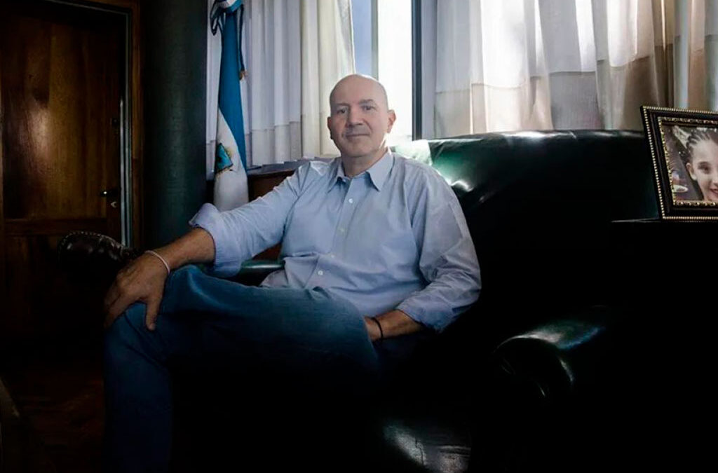 La Pampa: cannabis, espionaje y misoginia en el currículum del juez que juega en la interna de la UATRE