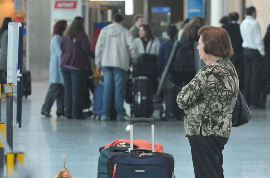 Reclamo aeronáutico: los gremios rechazaron la propuesta de Aerolíneas Argentinas