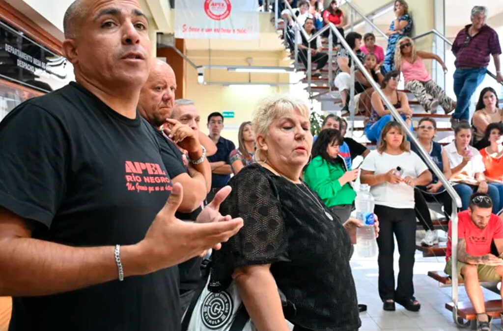 Crisis en un gremio estatal de Río Negro: la Justicia restituyó en su cargo a un secretario general suspendido