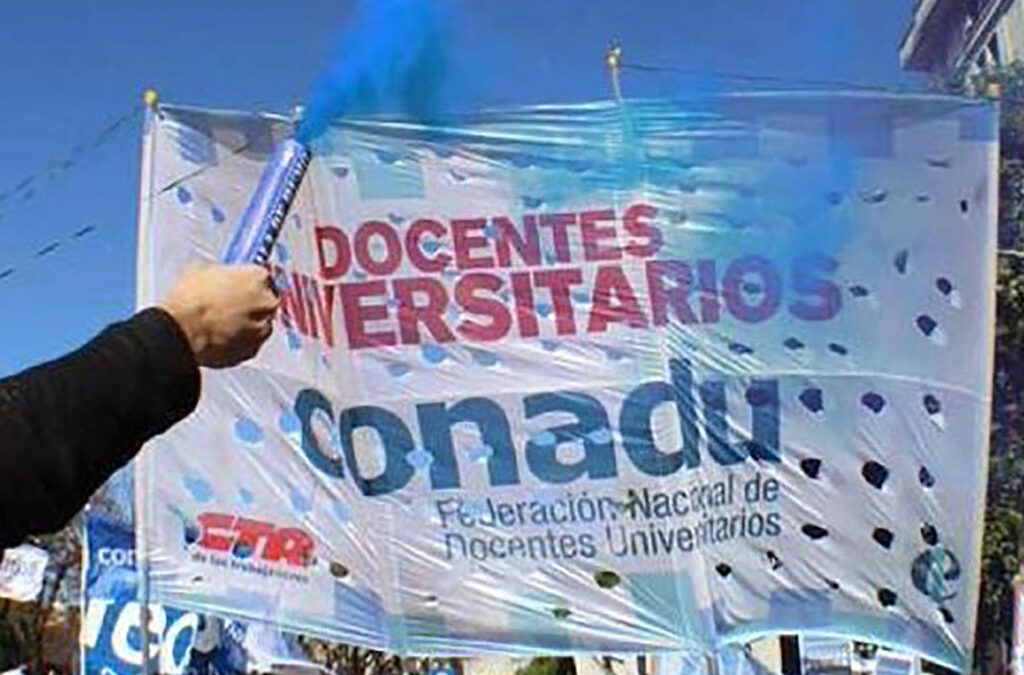 Nuevo paro y movilización de los docentes universitarios