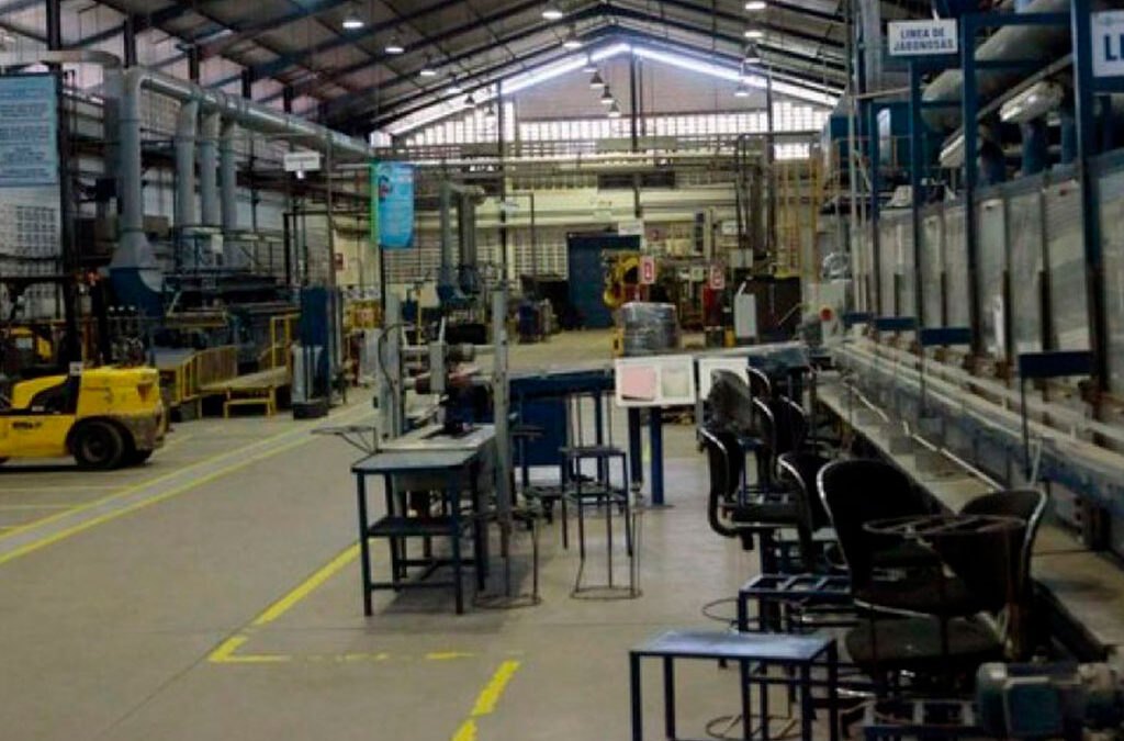 Se perdieron más de 130.000 puestos de trabajo en el sector privado desde que asumió Milei