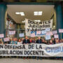 Docentes movilizan al Congreso en defensa de jubilados y anuncian Jornada Nacional de Lucha de 48 horas