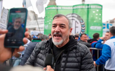 «Tenemos que profundizar el plan de lucha en todo el país antes de que sea demasiado tarde», arengó Aguiar