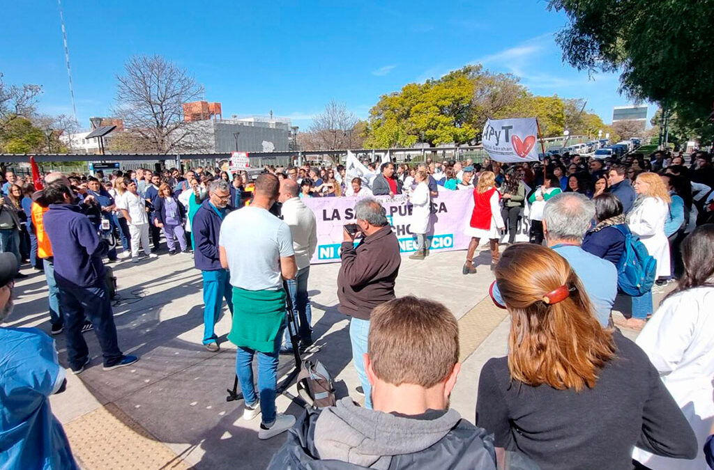 Los trabajadores del Garrahan profundizan plan de lucha con un nuevo paro de actividades