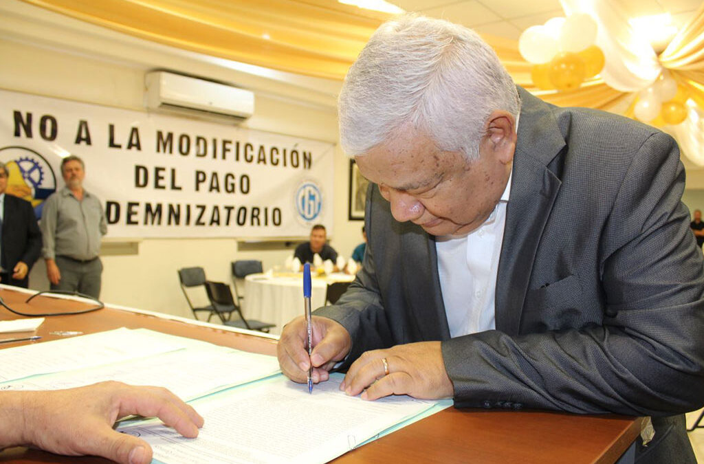 Papeleros consiguen nuevos aumentos salariales bimestrales para tres ramas