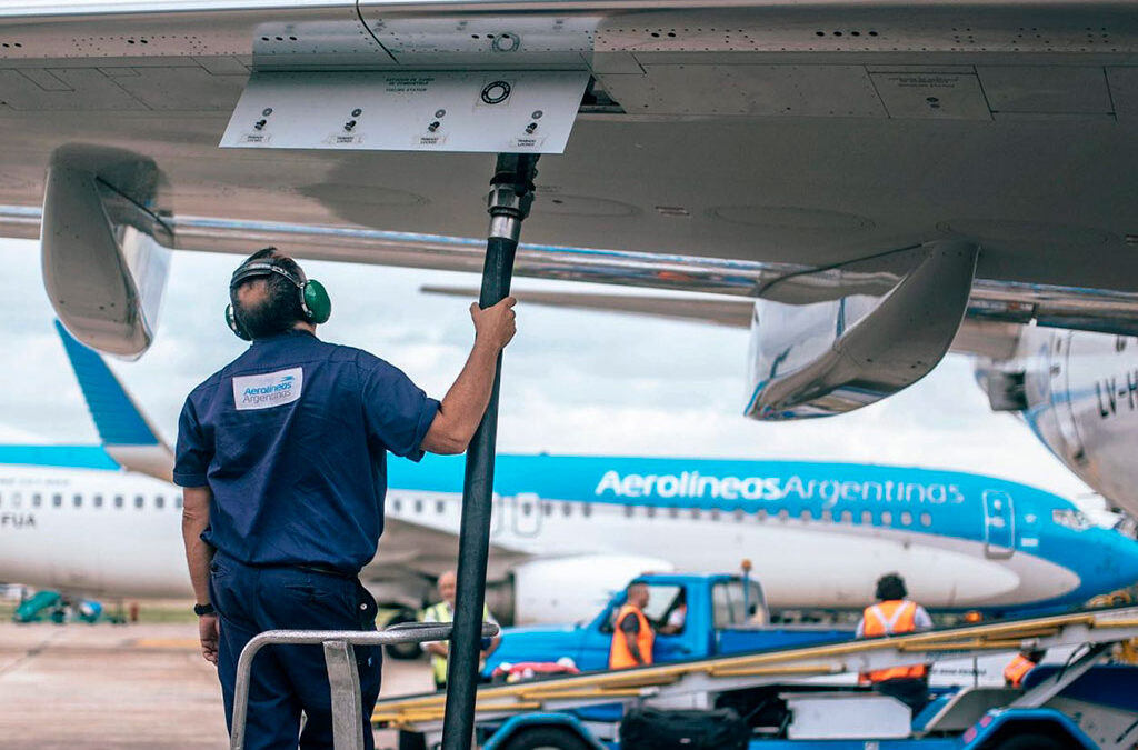 El Frente Aéreo afirmó que el Gobierno «sigue en la senda de la ilegalidad y altera el funcionamiento societario» de Aerolíneas Argentinas