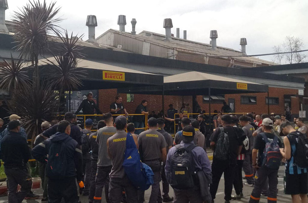 Gremio del neumático lanzó un paro total para este miércoles en Bridgestone, Fate y Pirelli