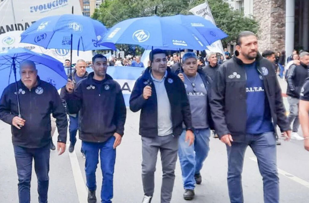 Transporte cordobés en conflicto: el gremio evalúa la suspensión total del servicio este fin de semana