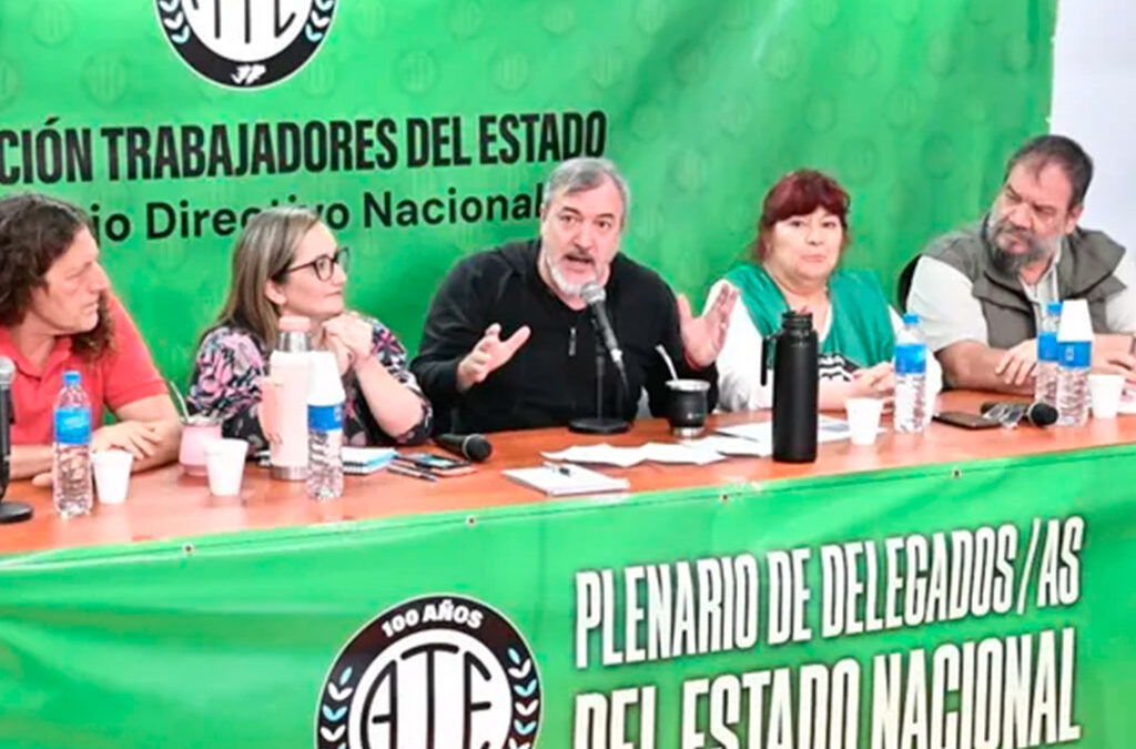 ATE convocó a un paro para el jueves y alertó por nueva ola de despidos en el Estado