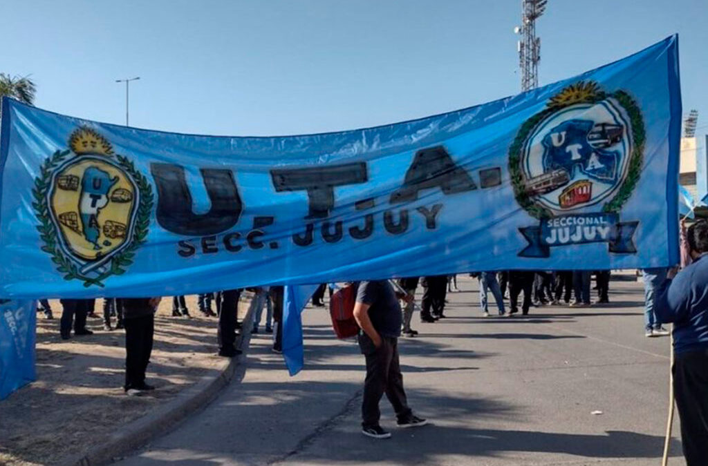 Jujuy en conflicto con la UTA: las huelgas de los colectiveros le apuntan a las empresas y también al Gobierno