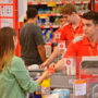 Empleados de comercio: se tensa la paritaria y octubre podría liquidarse con bajas, ¿Cuáles serían las categorías más afectadas?