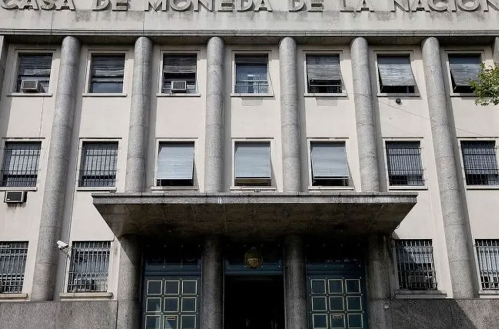 El Gobierno cerrará la Casa de la Moneda: privatización y despidos masivos