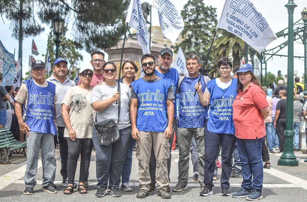 Denuncian desmantelamiento del INTA con un silencio cómplice de las patronales rurales: «Son parte del plan que está llevando a cabo este gobierno»