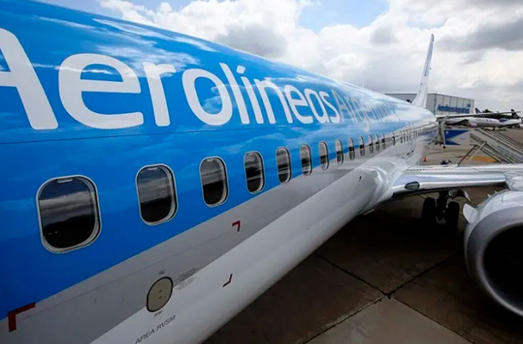 Reincorporan a tres pilotos despedidos en Aerolíneas Argentinas: la justicia avaló su derecho a la protesta