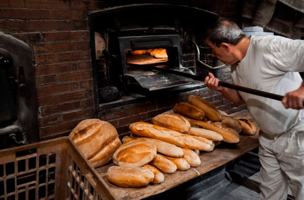 Panaderos cerró dos paritarias clave por encima de la inflación, pero en Capital Federal se mantiene una extrema diferencia salarial