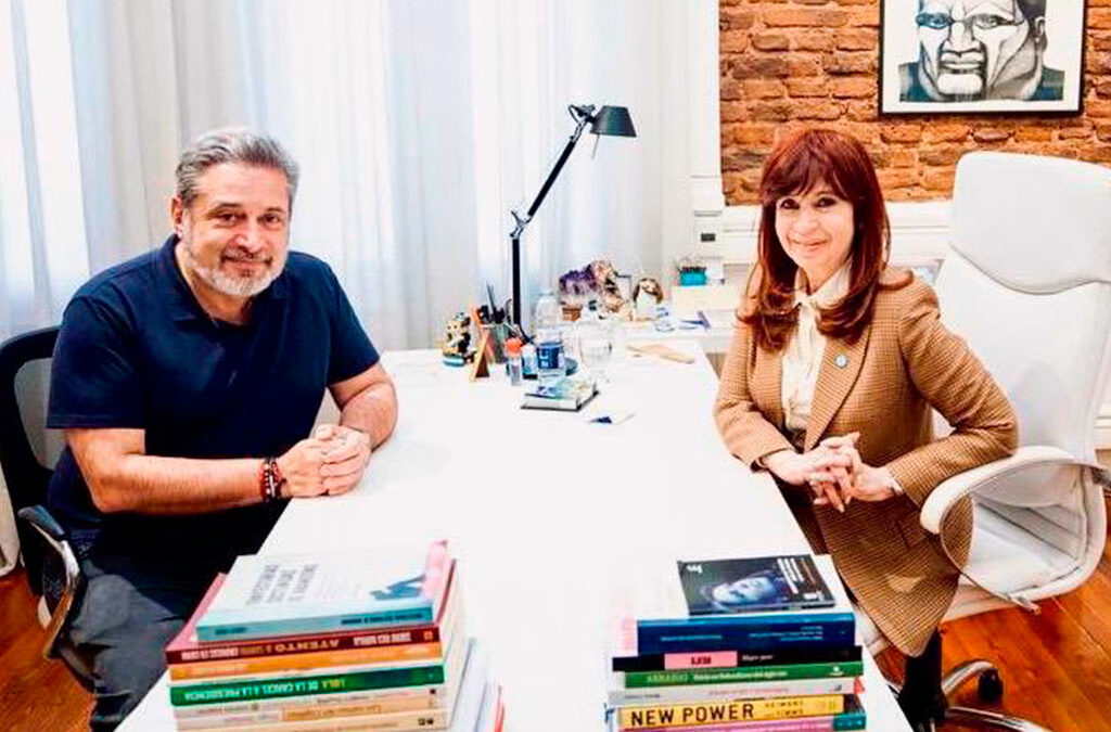 Víctor Santa María se reunió con CFK y aseguró que «sin duda» debe conducir el PJ Nacional