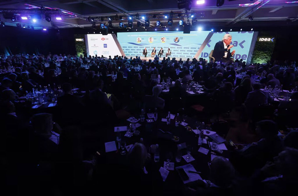 Coloquio IDEA: los empresarios pidieron sancionar a los sindicatos que tomen empresas y flexibilizar la jornada laboral
