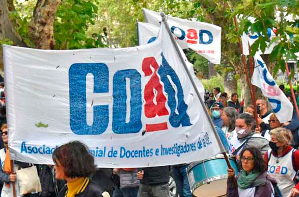 Conflicto universitario: Coad para 72 horas con carpa docente y asambleas