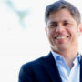 Axel Kicillof acordó un aumento escalonado del 8% con representantes gremiales