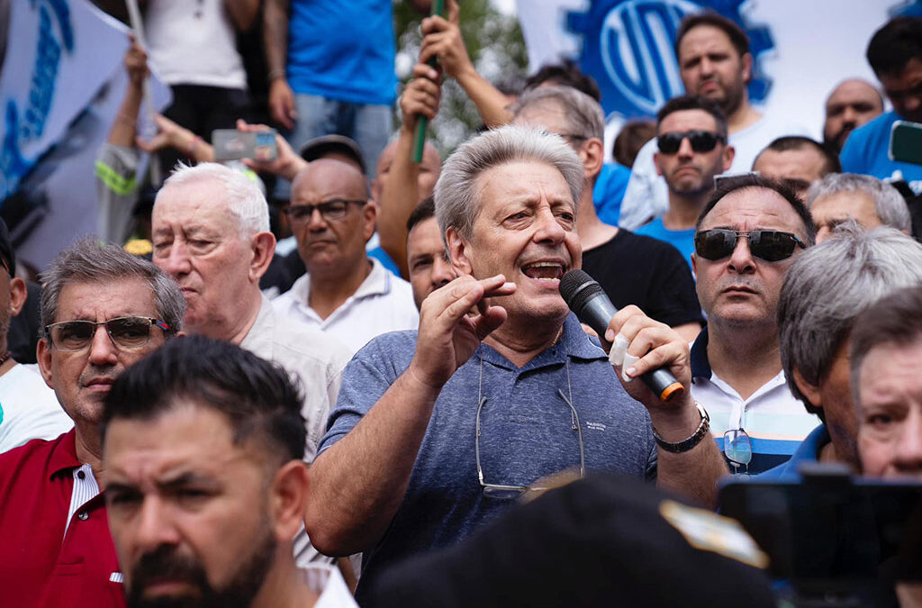 UOM: Se dilata la paritaria de los siderúrgicos y podría reactivarse el conflicto en el sector