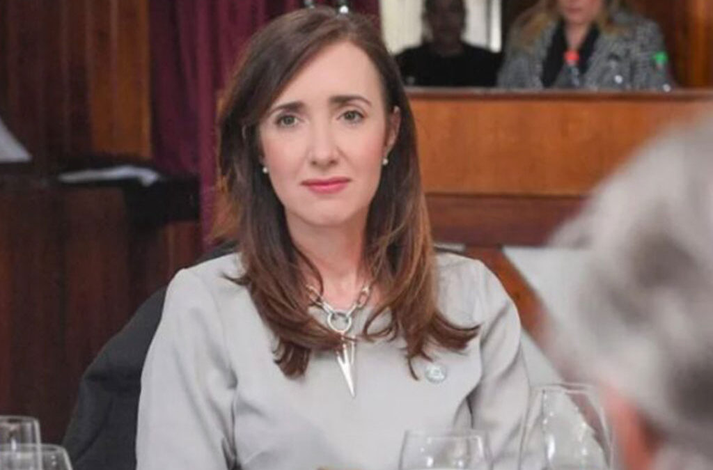 Victoria Villarruel se reunió con los gremios y ratificó los despidos