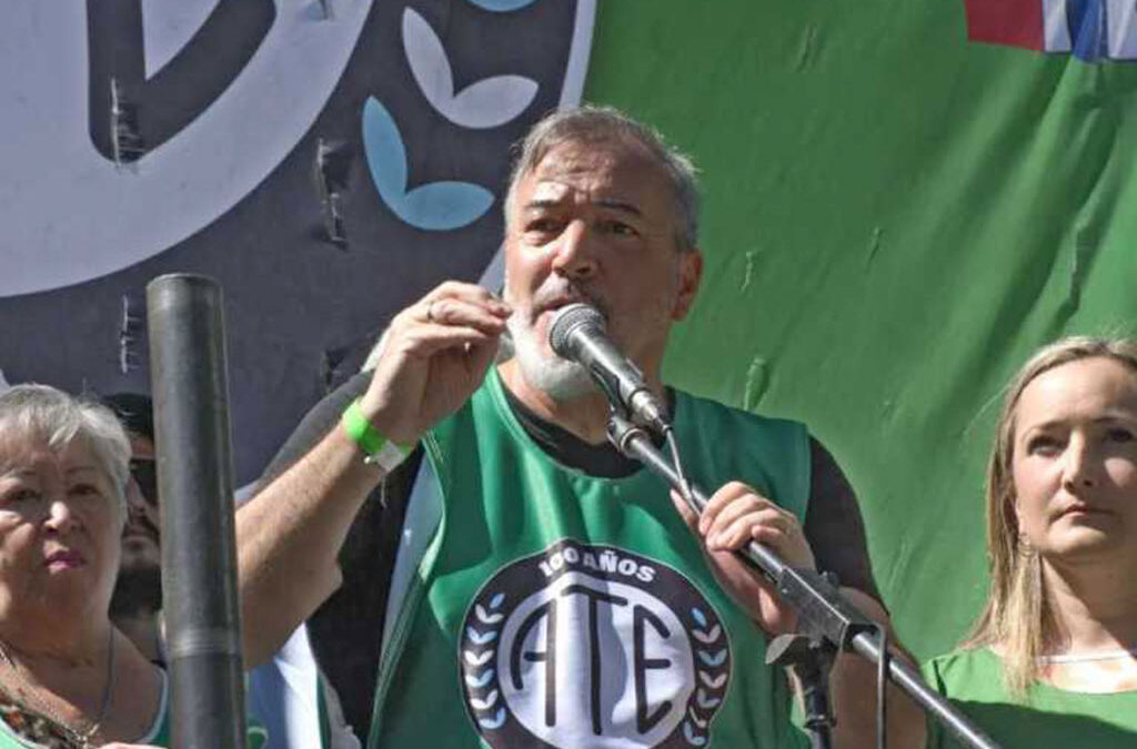 Este martes ATE inicia un paro de 36 horas y se moviliza al Ministerio conducido por Sturzenegger