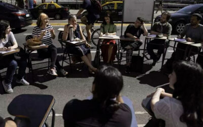 Estudiantes y docentes universitarios buscan sostener la protesta, pero los rectores apuestan a la negociación política