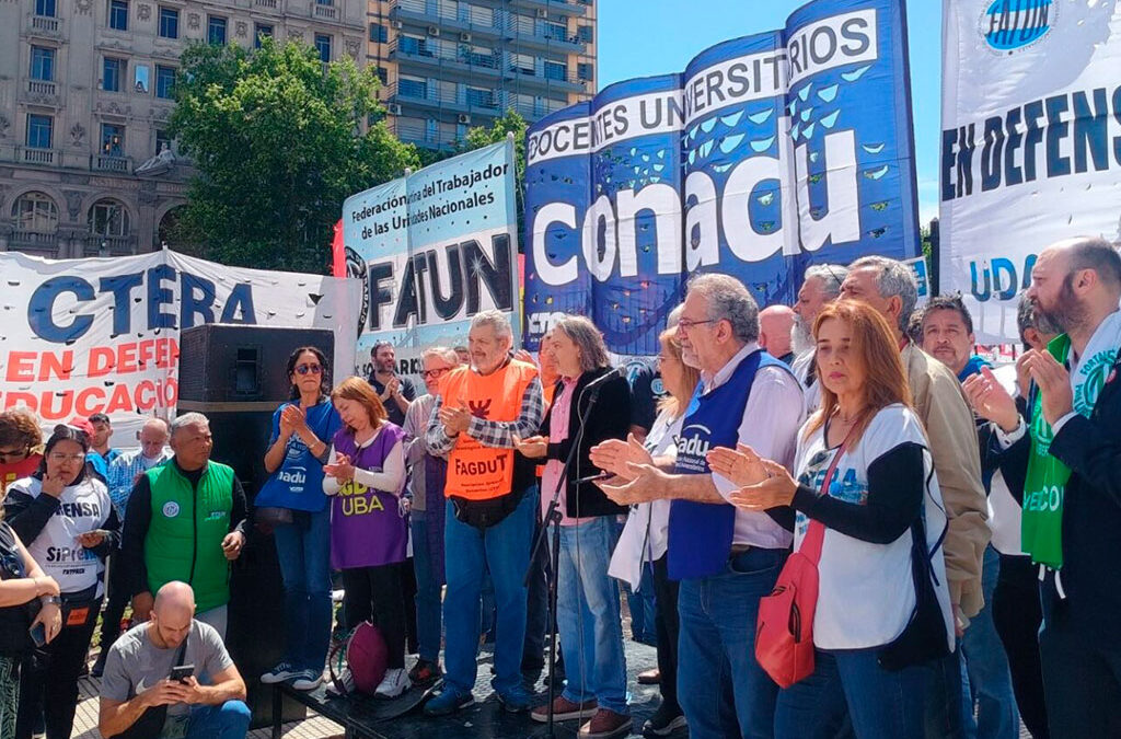 Los trabajadores universitarios vuelven a parar y anuncian nuevas medidas: «El Gobierno sigue sin escuchar»