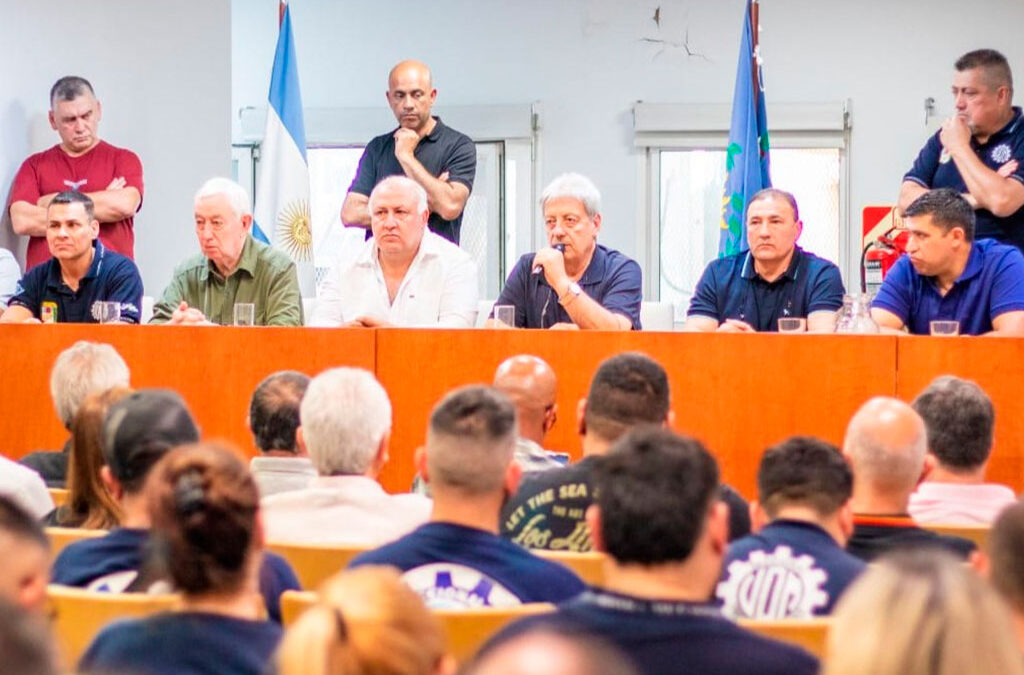 Se calienta la paritaria siderúrgica: La UOM exige un mano a mano con Paolo Rocca