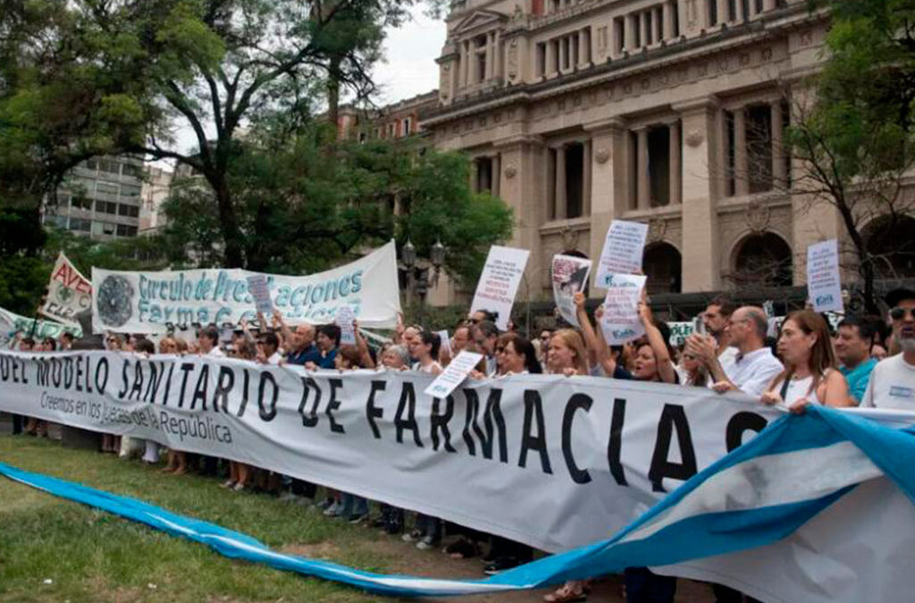Farmacéuticos logran superparitaria, pero alertan por resistencia de empresarios para cumplir los acuerdos