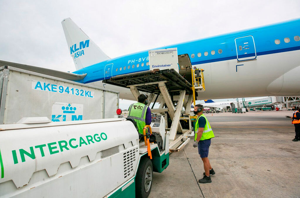 Aeronáuticos denunciaron un despido injustificado en Intercargo, por lo que están en asamblea: «Es una provocación»