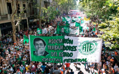Estatales nacionales y porteños movilizan en reclamo de mejoras salariales y renovación de contratos