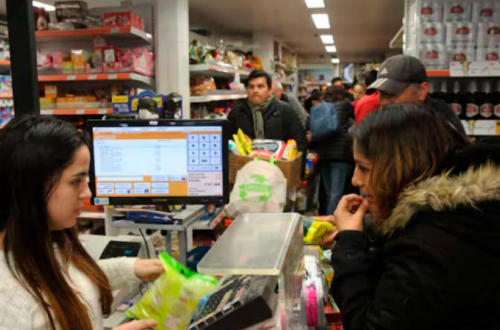 El Gobierno apuesta al empleo, ve una recuperación y no habla de salarios