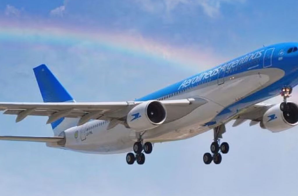 Aerolíneas Argentinas dio por “cerrado” el conflicto con los gremios aeronáuticos