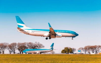 Aerolíneas Argentinas y los sindicatos firmaron el acuerdo: incluye una mejora económica y cambios en las condiciones laborales