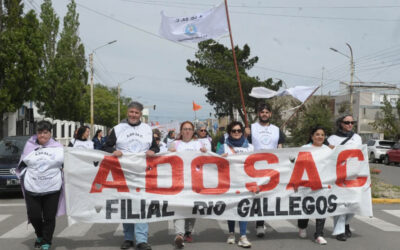 ADOSAC anuncia paro docente de 48 horas y rechaza multa impuesta por medidas de fuerza