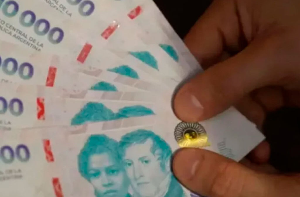 Aguinaldo, esencial este año: cuándo se cobra en diciembre y cómo se calcula